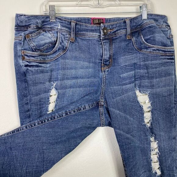 Torrid Medium Wash Distressed Ripped Patched Gold Sequin Skinny Jeans Size 20 - Picture 4 of 7